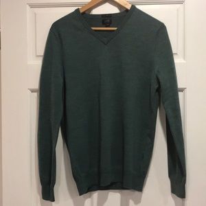 J Crew Flagship Merino Wool V Neck Sweater